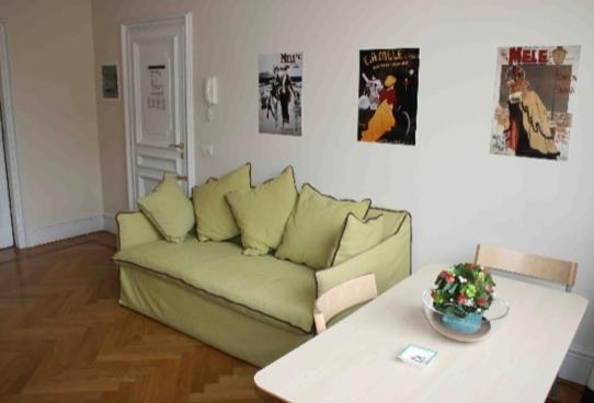 Residence Gli Angioini Srl Napoli Eksteriør bilde