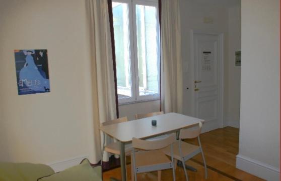 Residence Gli Angioini Srl Napoli Eksteriør bilde